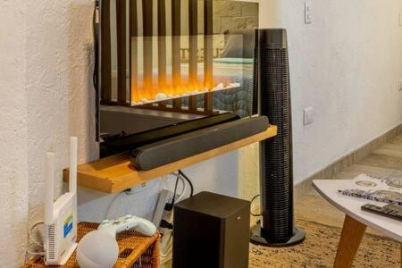 Cipressi Spectacular Italian Tuscan Style Loft Santeagueda ภายนอก รูปภาพ
